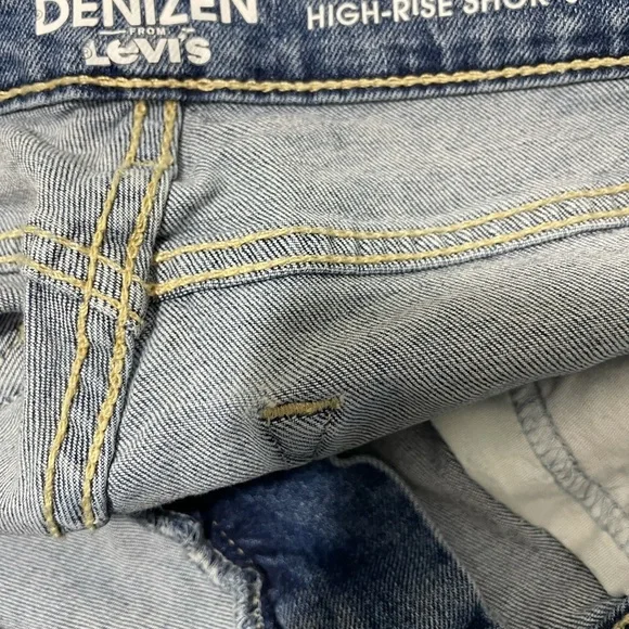 Levis Denizen from Levi’s high rise jean shorts size 29 distressed. - Picture 6 of 7